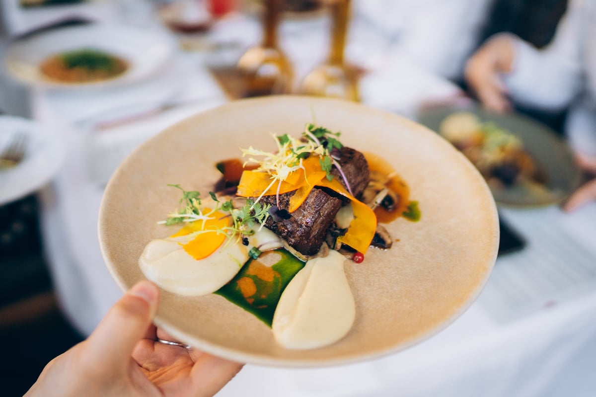Plato de cocina contemporánea